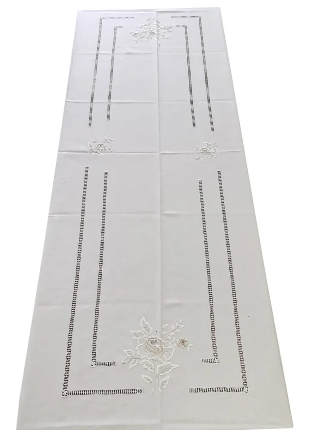Portugal Natura 180x350 Toalha de mesa de linho bordada a mão - bordados da lixa New